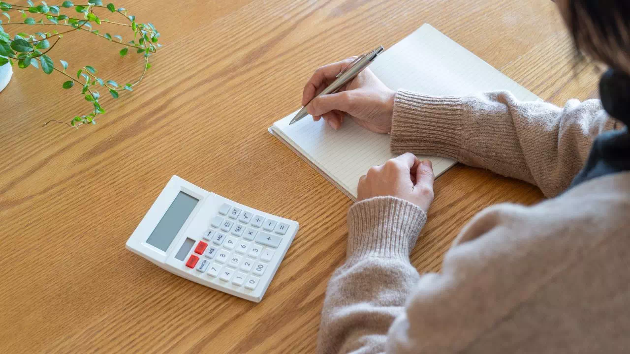 恋人に贈る誕生日プレゼントの予算相場は？